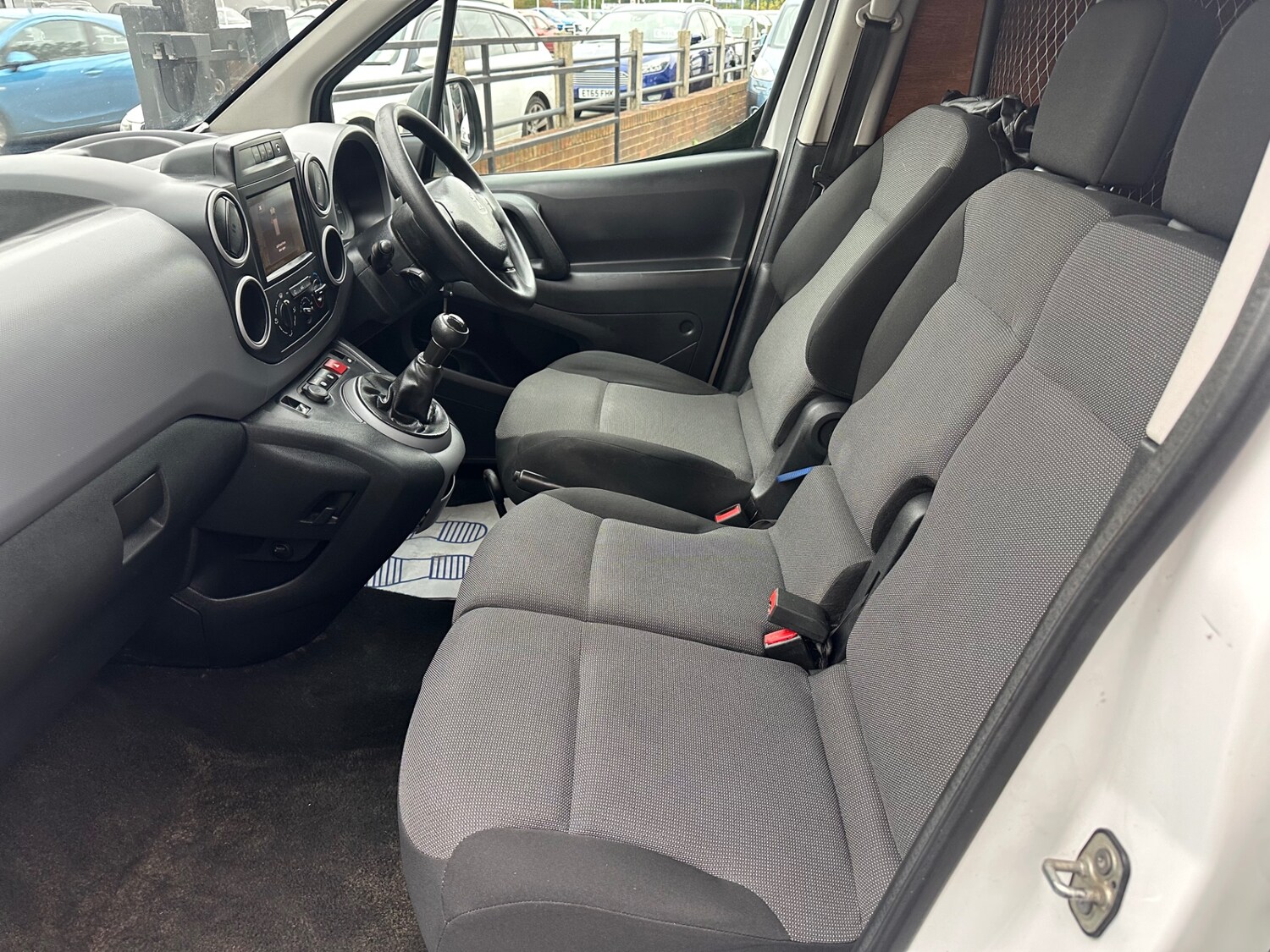 Used Peugeot Partner 2018 for sale - 76347296: Photo 7