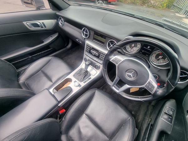 Used Mercedes-Benz SLK 2011 for sale - 75371906: Photo 11