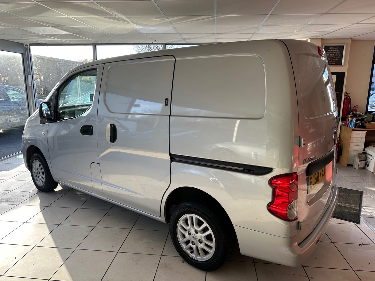 Used Nissan NV200 2018 for sale - 76892638: Photo 3