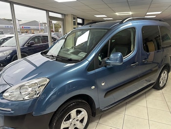 Used Peugeot Partner Tepee 2014 for sale - 76255511: Photo 2