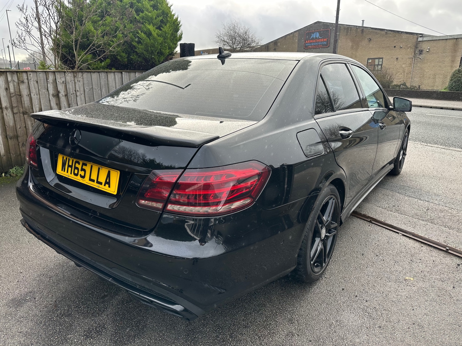 Used Mercedes-Benz E Class 2016 for sale - 76918409: Photo 4