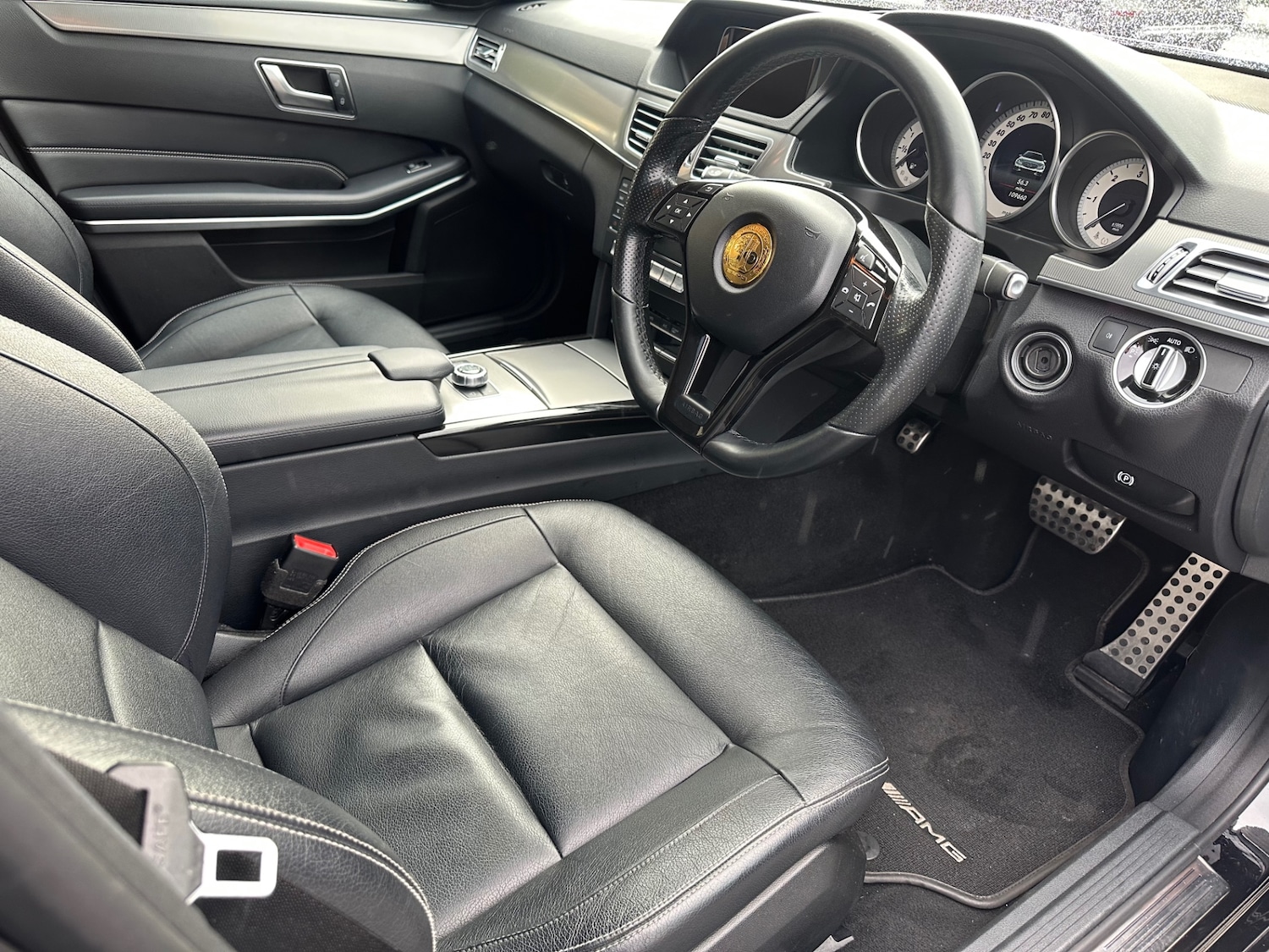 Used Mercedes-Benz E Class 2016 for sale - 76918409: Photo 8