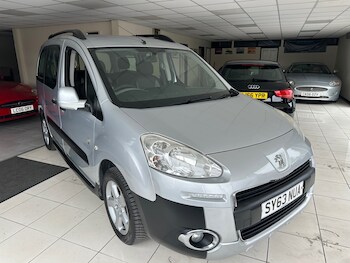 Used Peugeot Partner Tepee 2013 for sale - 75872830: Photo
