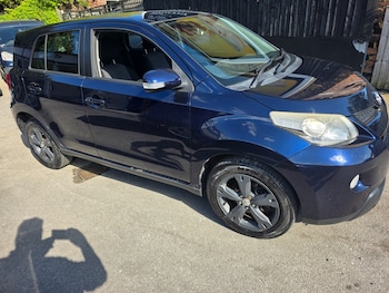 Used Toyota Urban Cruiser 2012 for sale - 78415986: Photo