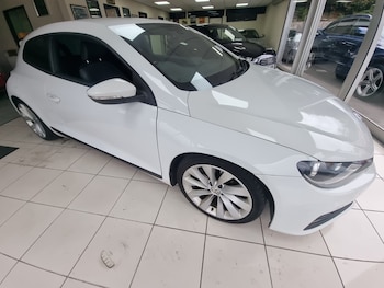 Used Volkswagen Scirocco 2015 for sale - 75679630: Photo