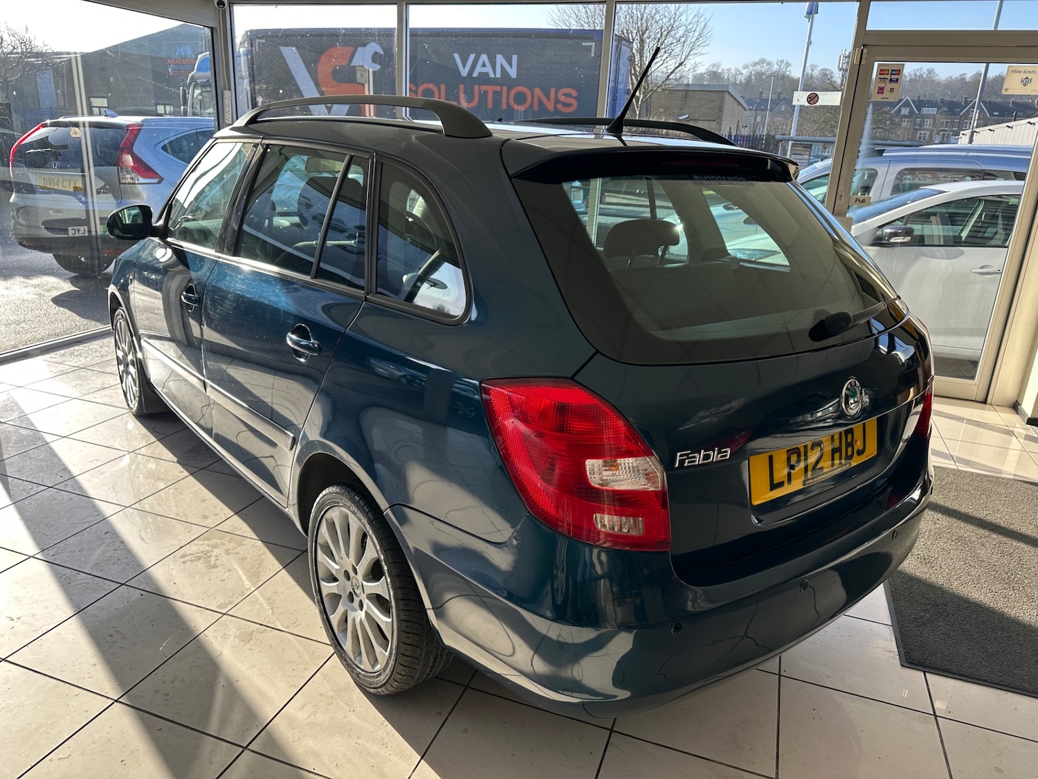 Used Skoda Fabia 2012 for sale - 77350601: Photo 6