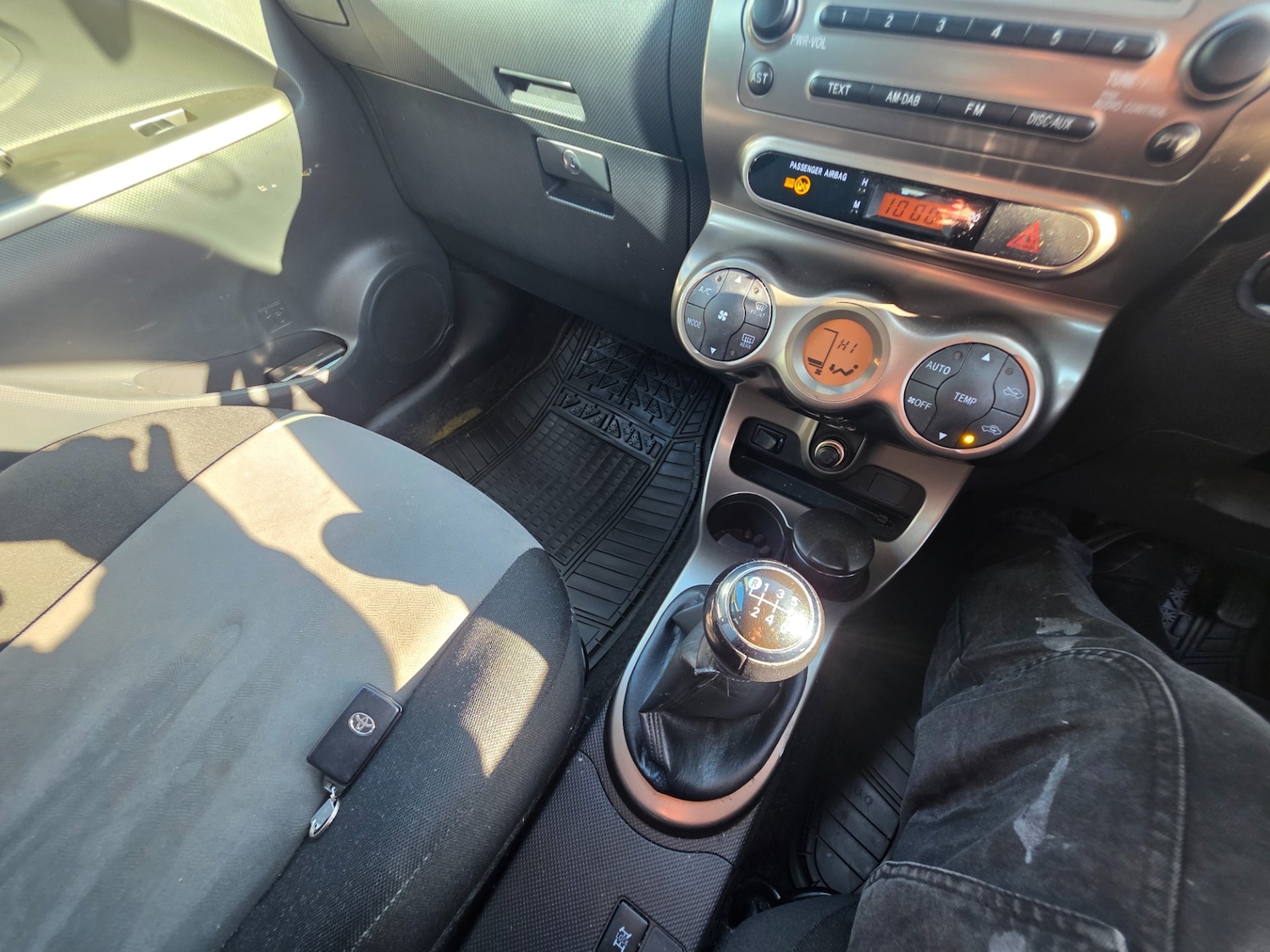 Used Toyota Urban Cruiser 2012 for sale - 77926984: Photo 11