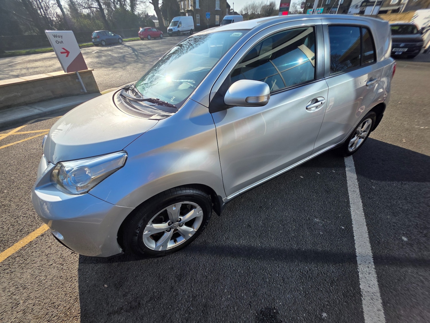 Used Toyota Urban Cruiser 2012 for sale - 77926984: Photo 4