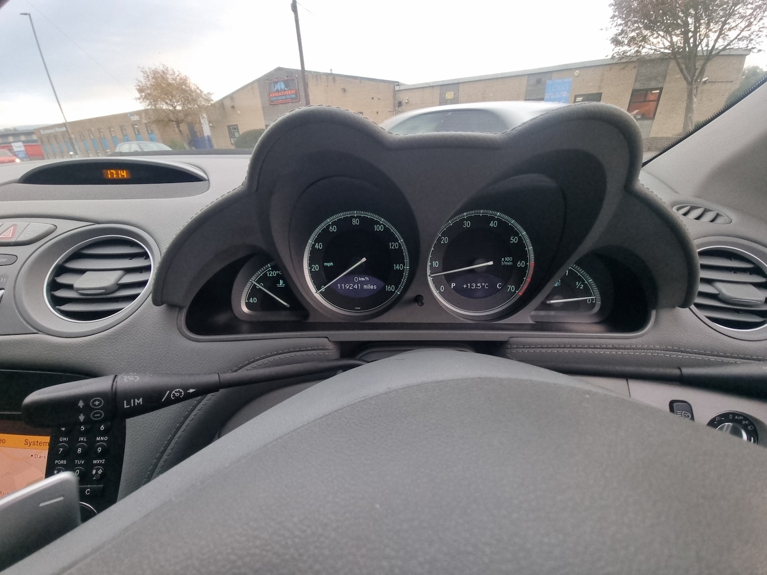 Used Mercedes-Benz SL 2010 for sale - 77095232: Photo 11