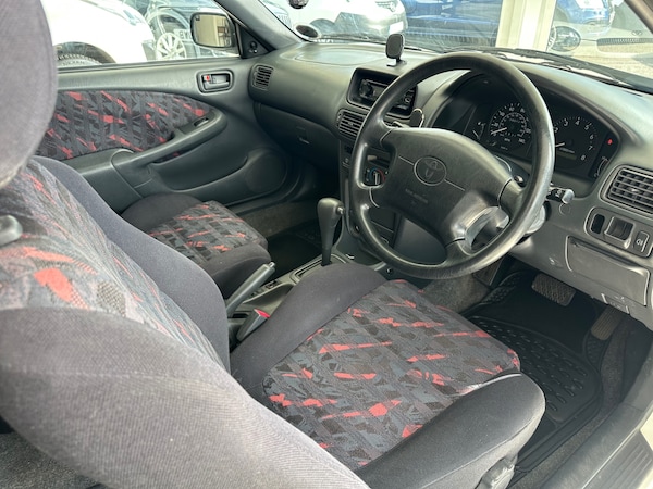 Used Toyota Corolla 1998 for sale - 76179092: Photo 7