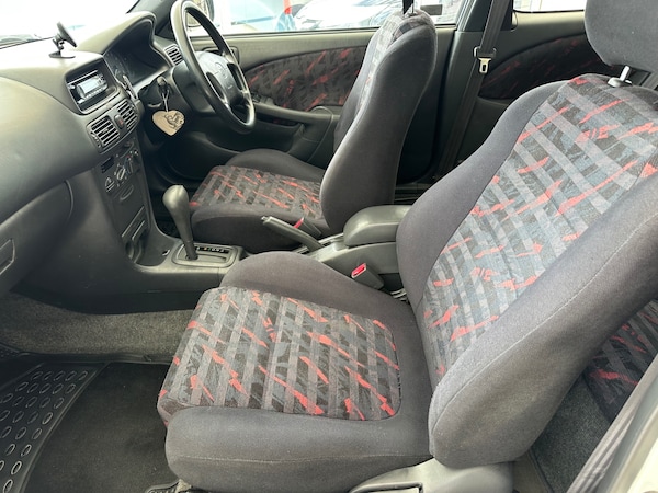 Used Toyota Corolla 1998 for sale - 76179092: Photo 8