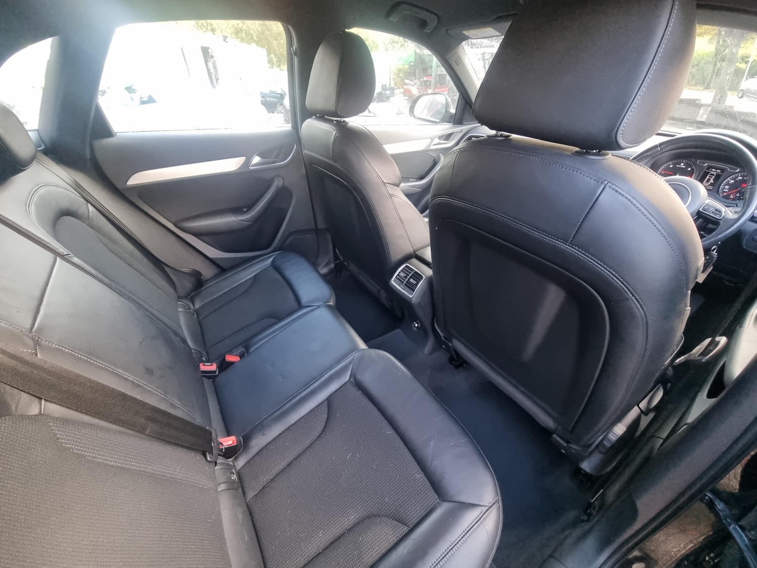 Used Audi Q3 2014 for sale - 76370062: Photo 9