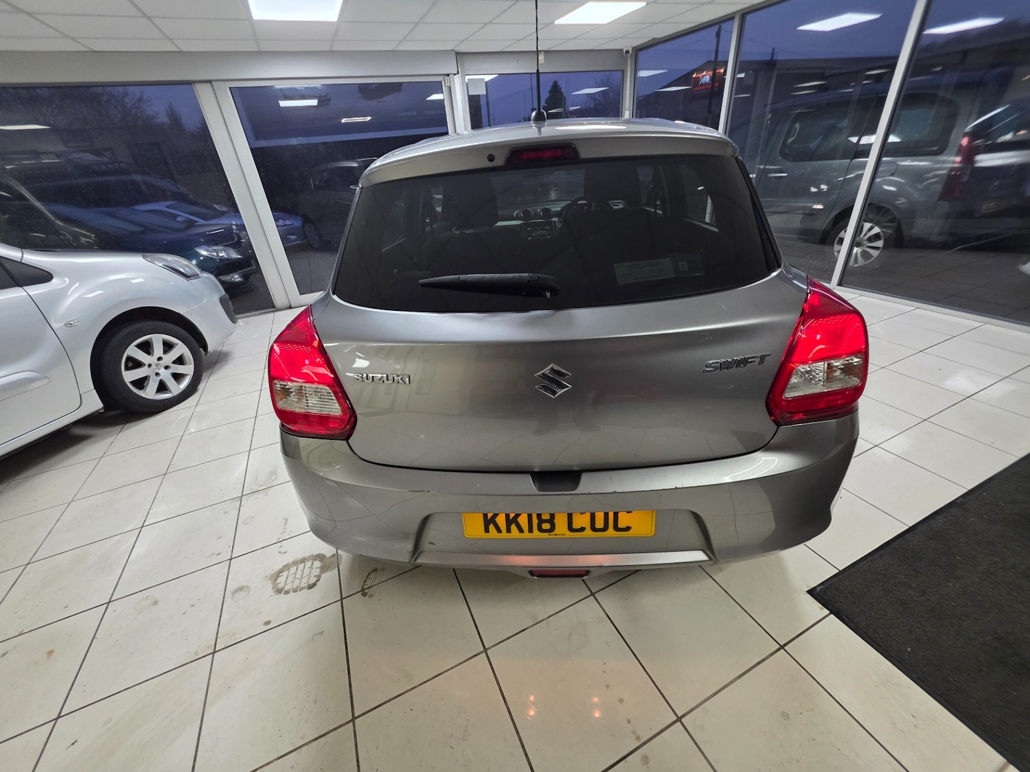 Used Suzuki Swift 2018 for sale - 77319315: Photo 7