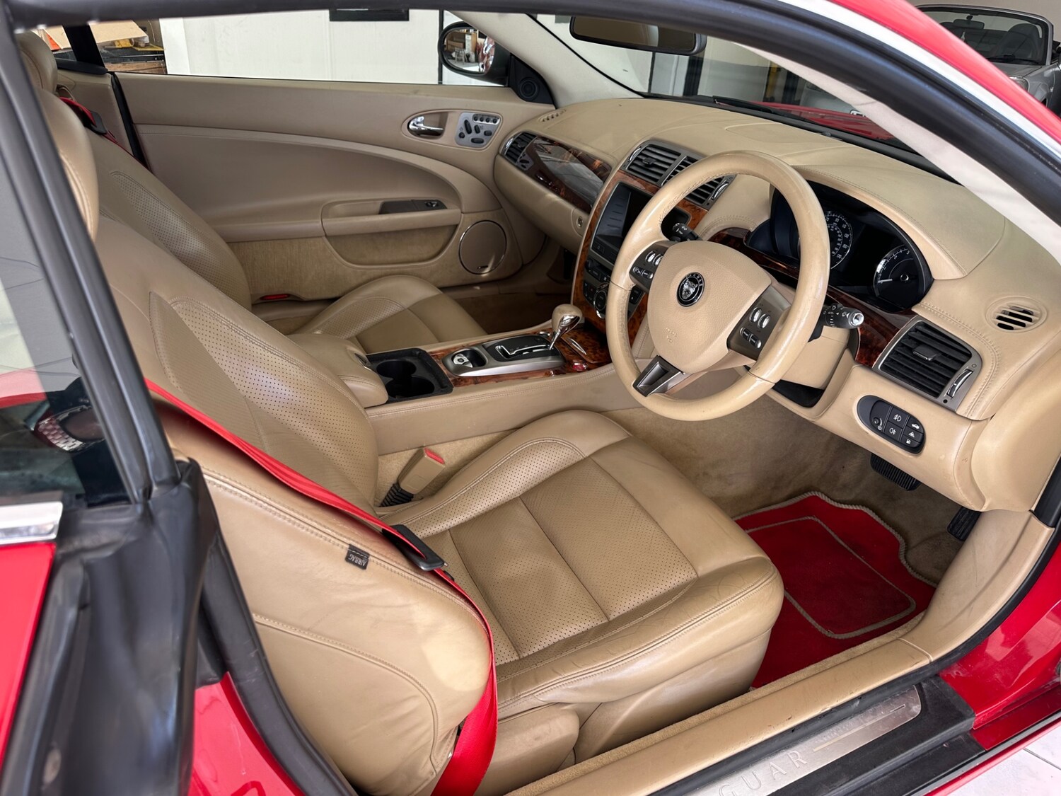 Used Jaguar XK 2006 for sale - 77889320: Photo 8