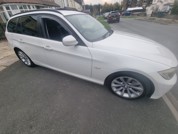 Used BMW 3 Series 2010 for sale - 76312546: Photo