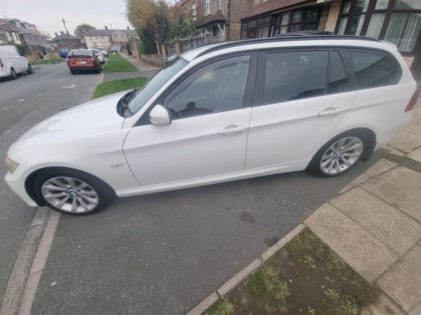 Used BMW 3 Series 2010 for sale - 76312546: Photo 5
