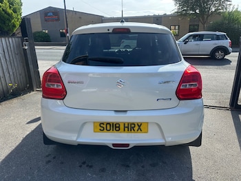 Used Suzuki Swift 2018 for sale - 79471318: Photo