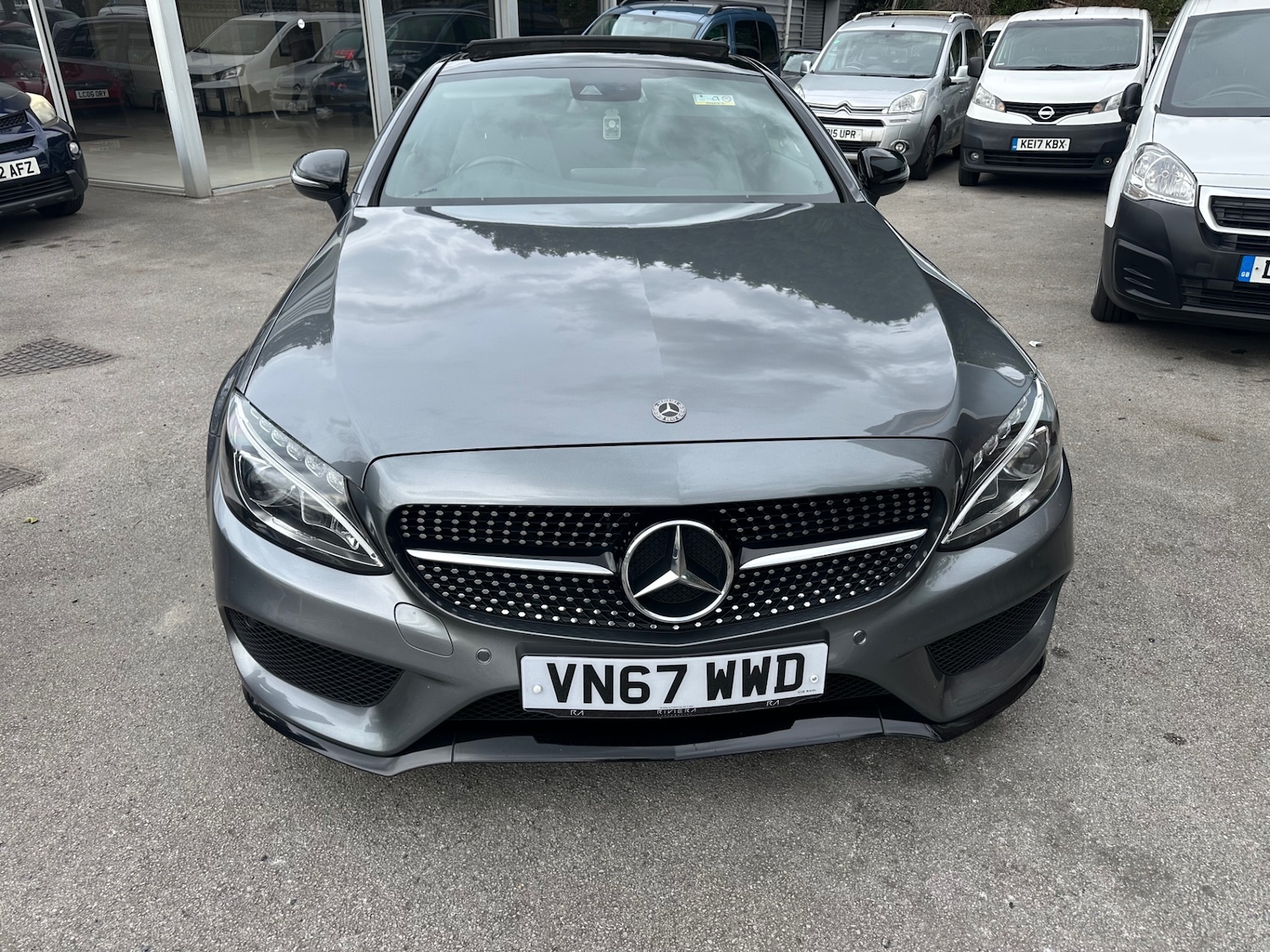 Used Mercedes-Benz C Class 2017 for sale - 76347273: Photo 2