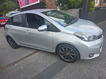 Used Toyota Yaris 2012 for sale - 79656805: Photo