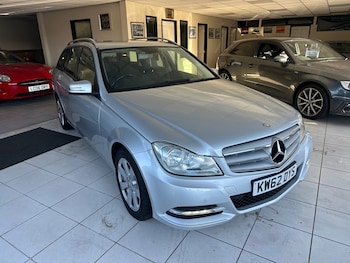 Used Mercedes-Benz C Class 2013 for sale - 76847288: Photo