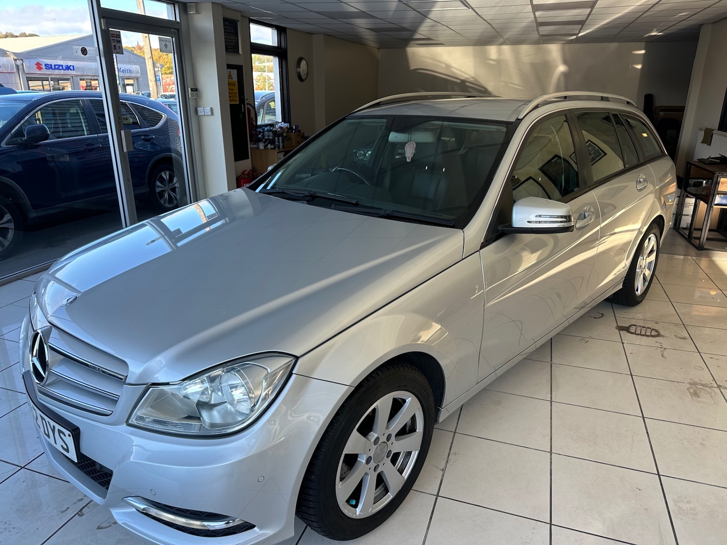 Used Mercedes-Benz C Class 2013 for sale - 76847288: Photo 3
