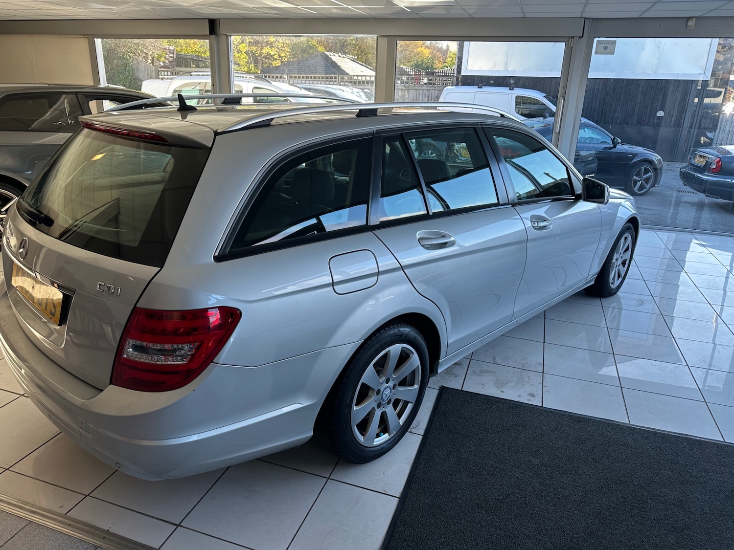 Used Mercedes-Benz C Class 2013 for sale - 76847288: Photo 6