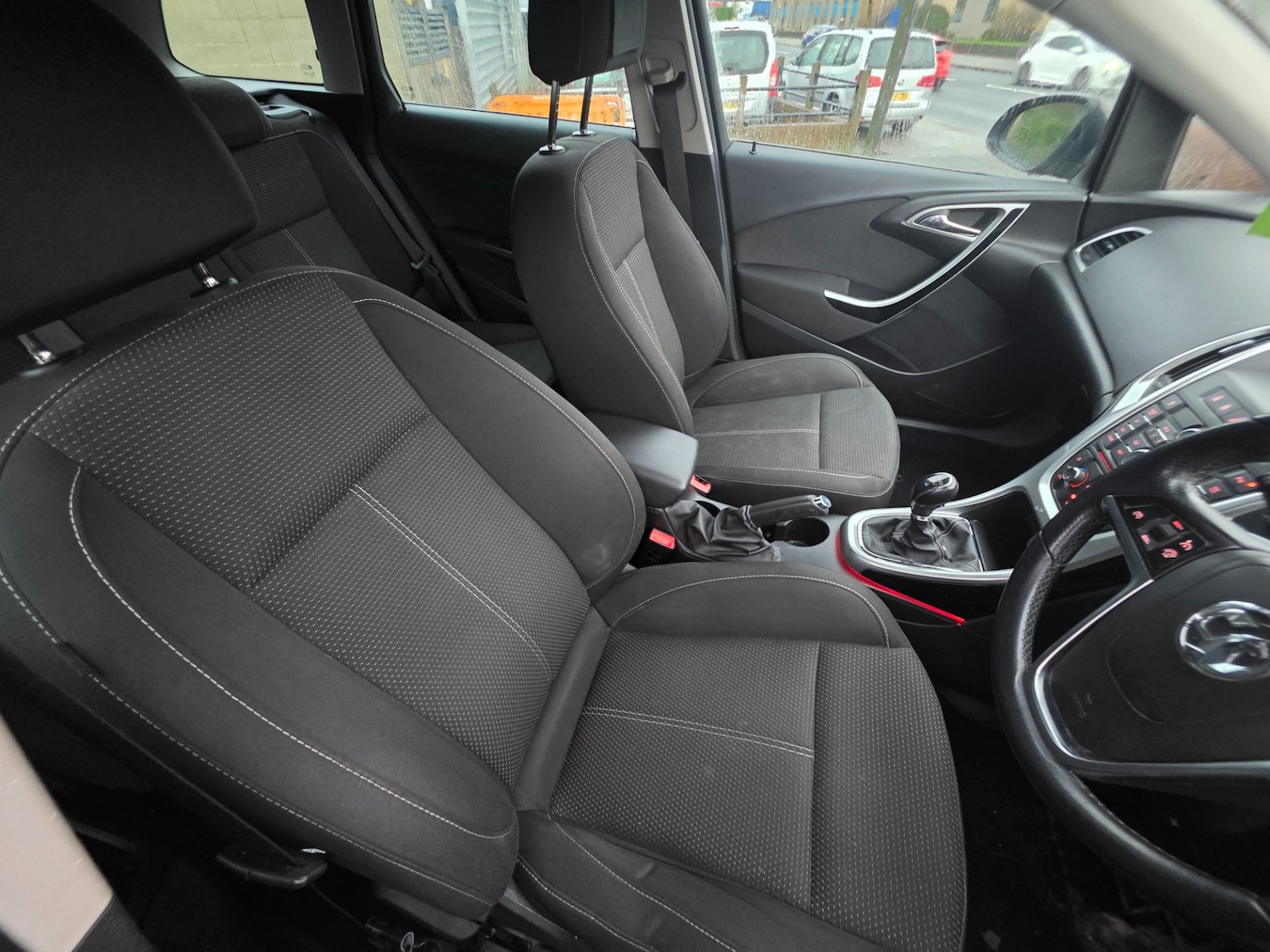 Used Vauxhall Astra 2013 for sale - 77478190: Photo 8