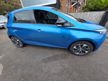 Used Renault Zoe 2017 for sale - 76913990: Photo