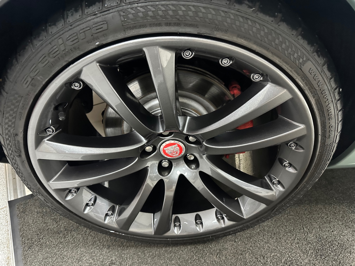 Used Jaguar XK 2006 for sale - 76750212: Photo 11