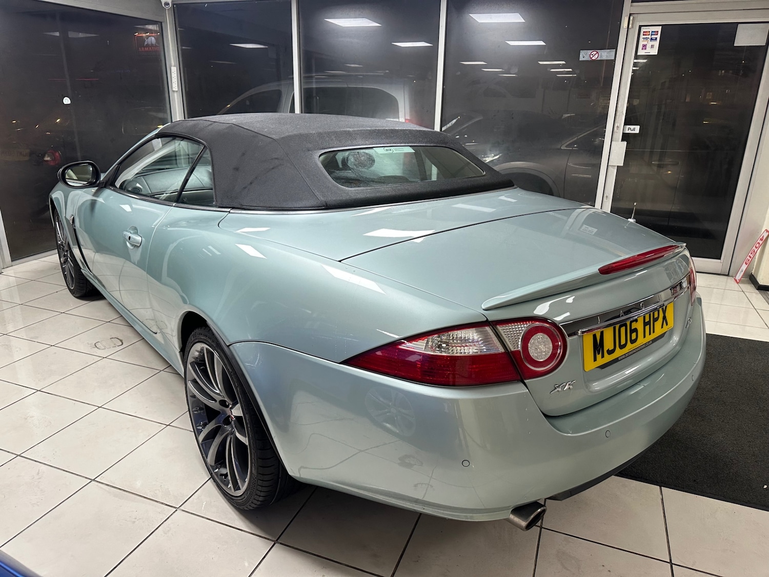Used Jaguar XK 2006 for sale - 76750212: Photo 3