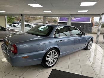 Used Jaguar XJ 2009 for sale - 77988810: Photo
