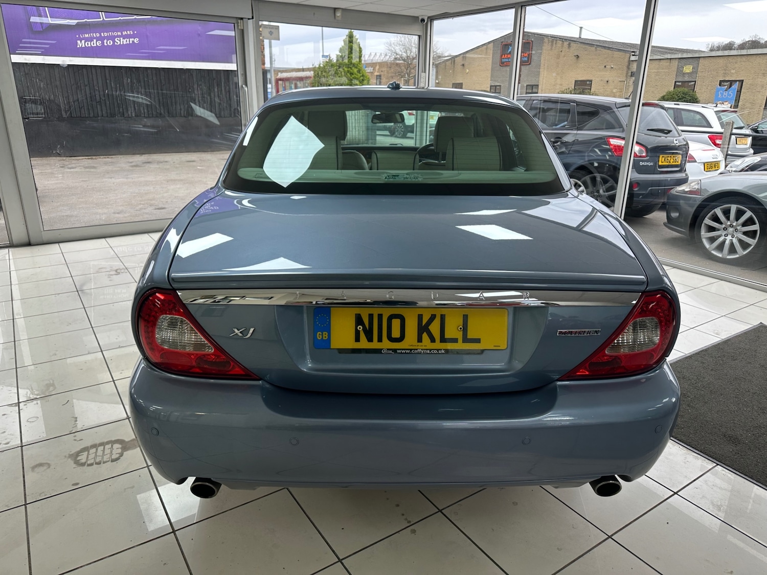 Used Jaguar XJ 2009 for sale - 77988810: Photo 6