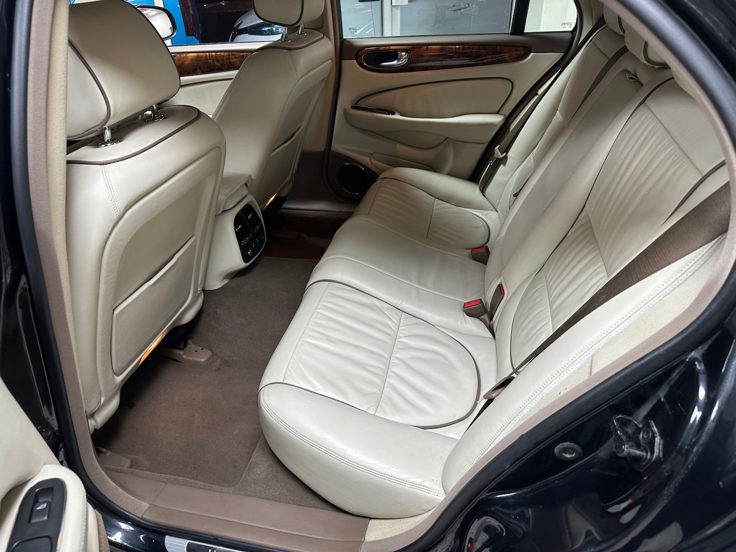 Used Jaguar XJ 2008 for sale - 76957056: Photo 10