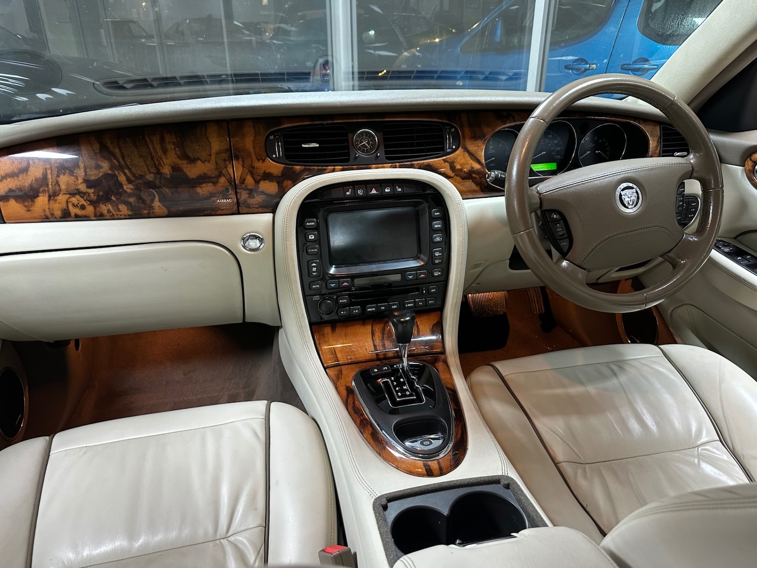 Used Jaguar XJ 2008 for sale - 76957056: Photo 7