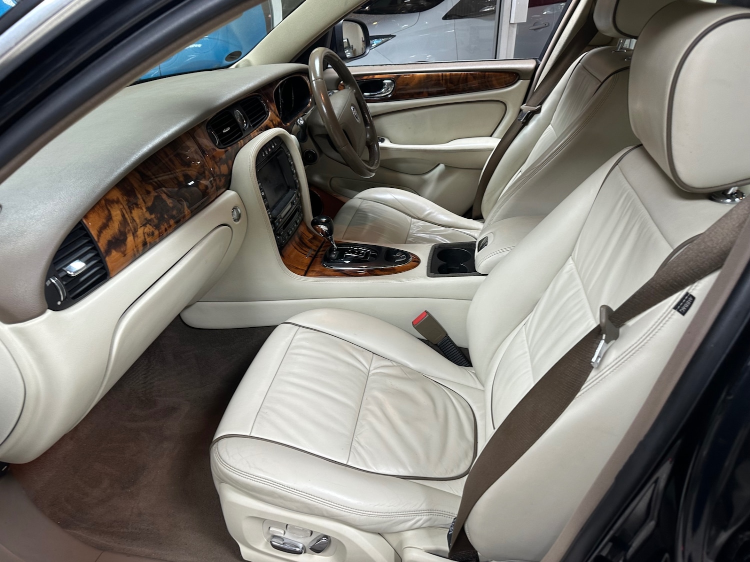 Used Jaguar XJ 2008 for sale - 76957056: Photo 8