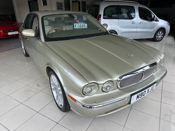 Jaguar - XJ