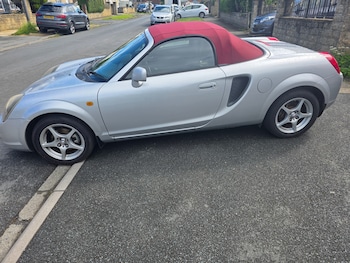 Used Toyota MR2 2002 for sale - 78872103: Photo