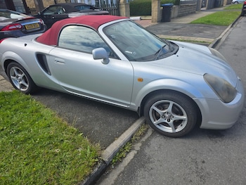 Used Toyota MR2 2002 for sale - 78872103: Photo