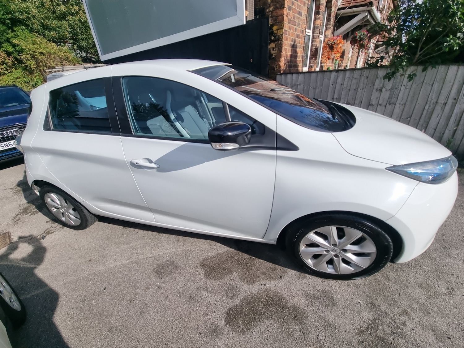 Used Renault Zoe 2016 for sale - 76258960: Photo 1