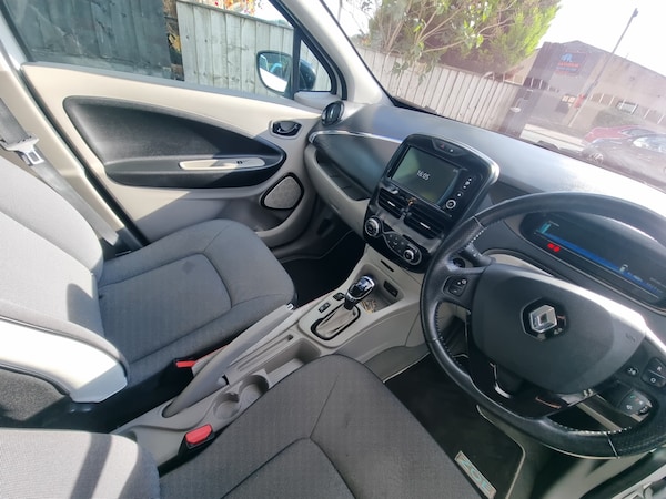 Used Renault Zoe 2016 for sale - 76258960: Photo 5