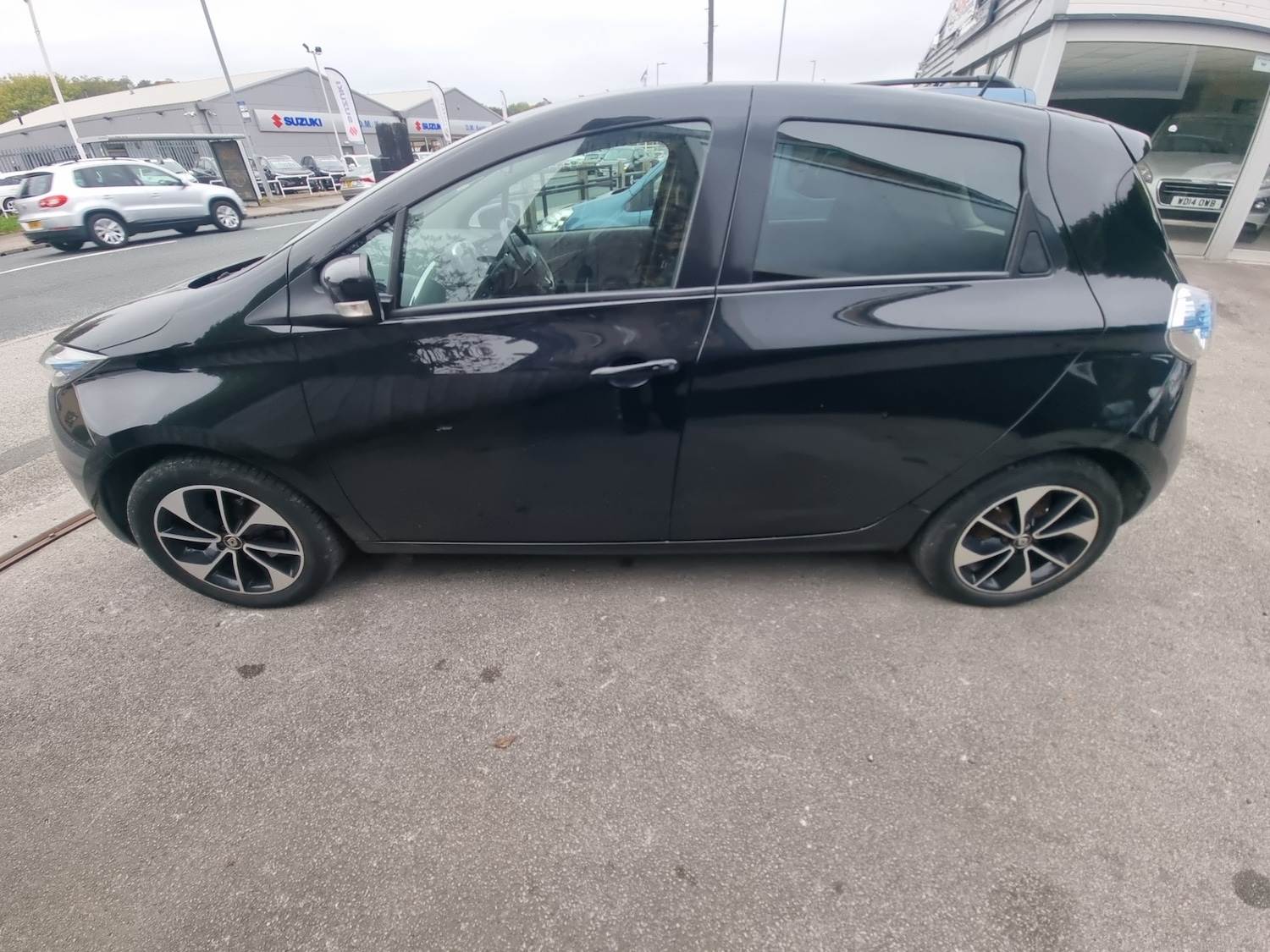 Used Renault Zoe 2019 for sale - 76258962: Photo 2