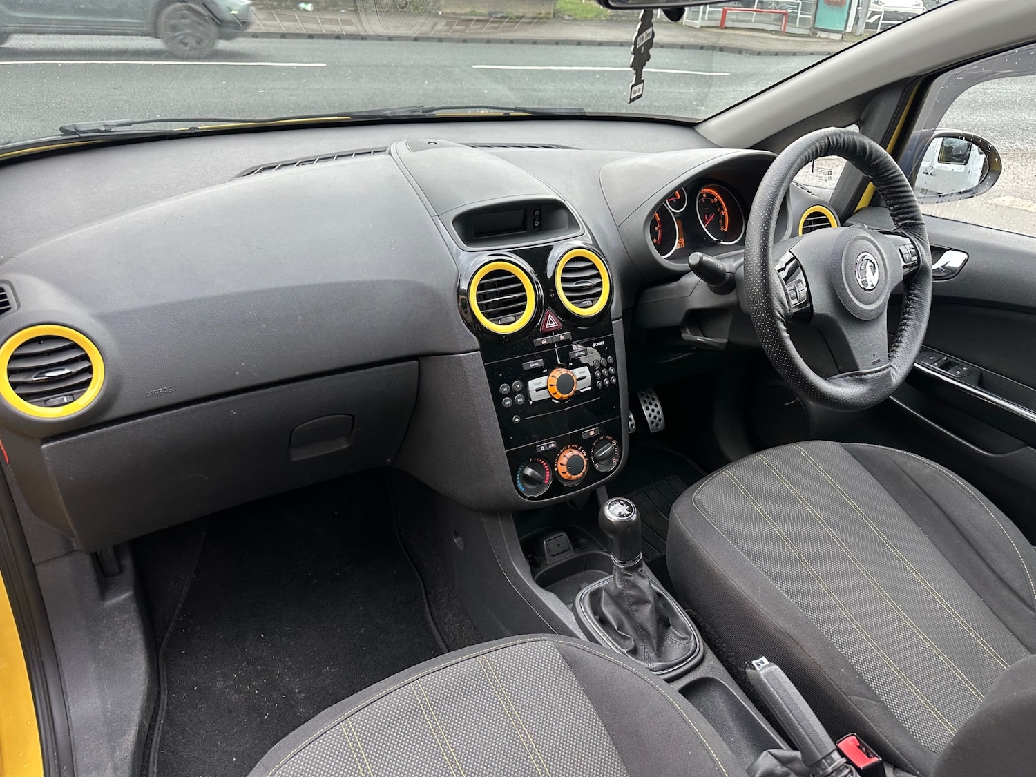 Used Vauxhall Corsa 2013 for sale - 77691100: Photo 8