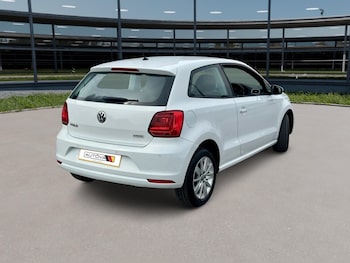 Used Volkswagen Polo 2014 for sale - 75507470: Photo
