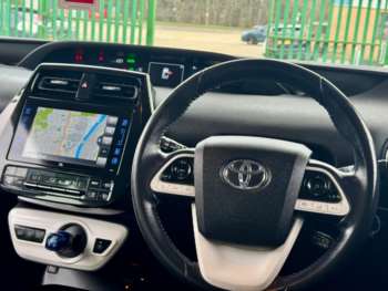 Used Toyota Prius 2017 for sale - 74441969: Photo