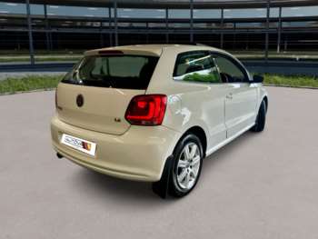 Used Volkswagen Polo 2011 for sale - 74874556: Photo