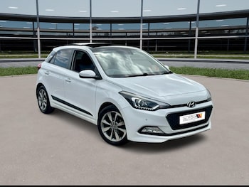 Used Hyundai i20 2015 for sale - 75531835: Photo