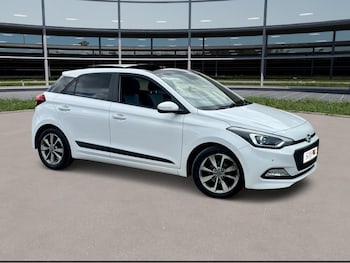 Used Hyundai i20 2015 for sale - 75531835: Photo