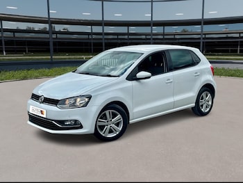 Used Volkswagen Polo 2016 for sale - 75658713: Photo