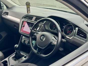 Used Volkswagen Tiguan 2017 for sale - 74425213: Photo