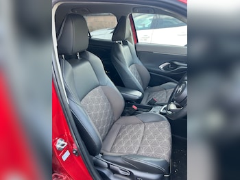 Used Toyota Yaris Cross 2022 for sale - 78296888: Photo